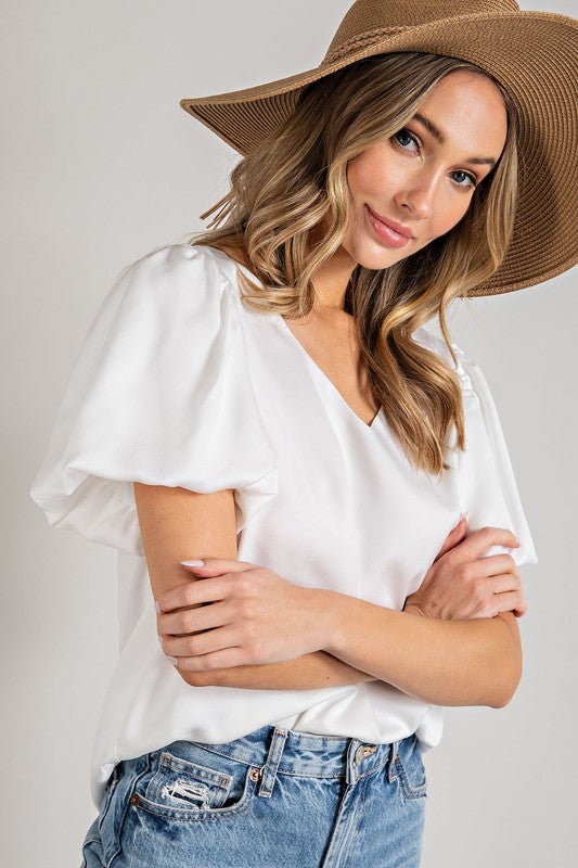 ee:some V-Neck Puff-Sleeve Blouse