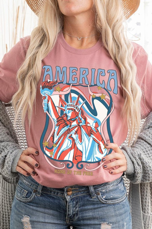 Statue of Liberty 'America' Graphic Tee