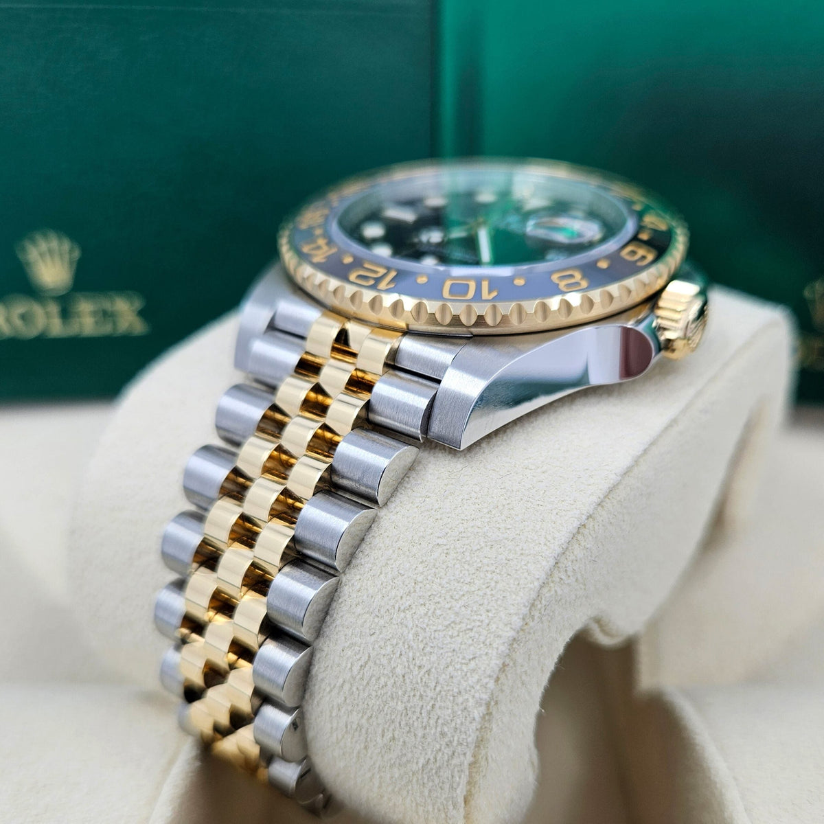 GMT-Master II, 40mm, Oystersteel and 18k Yellow Gold, photo 4