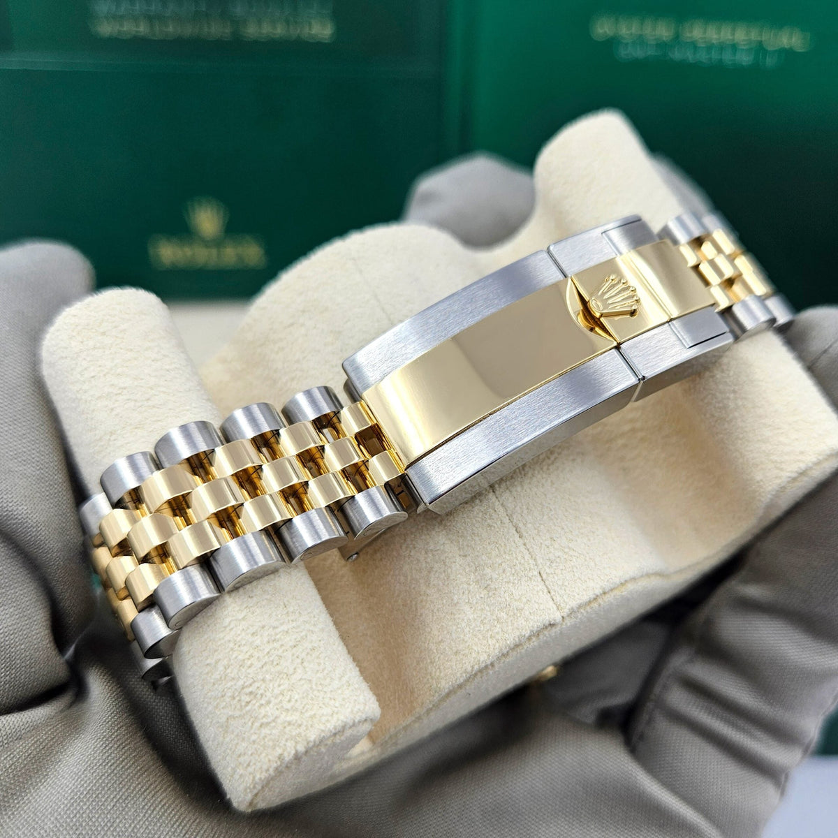 GMT-Master II, 40mm, Oystersteel and 18k Yellow Gold, photo 13