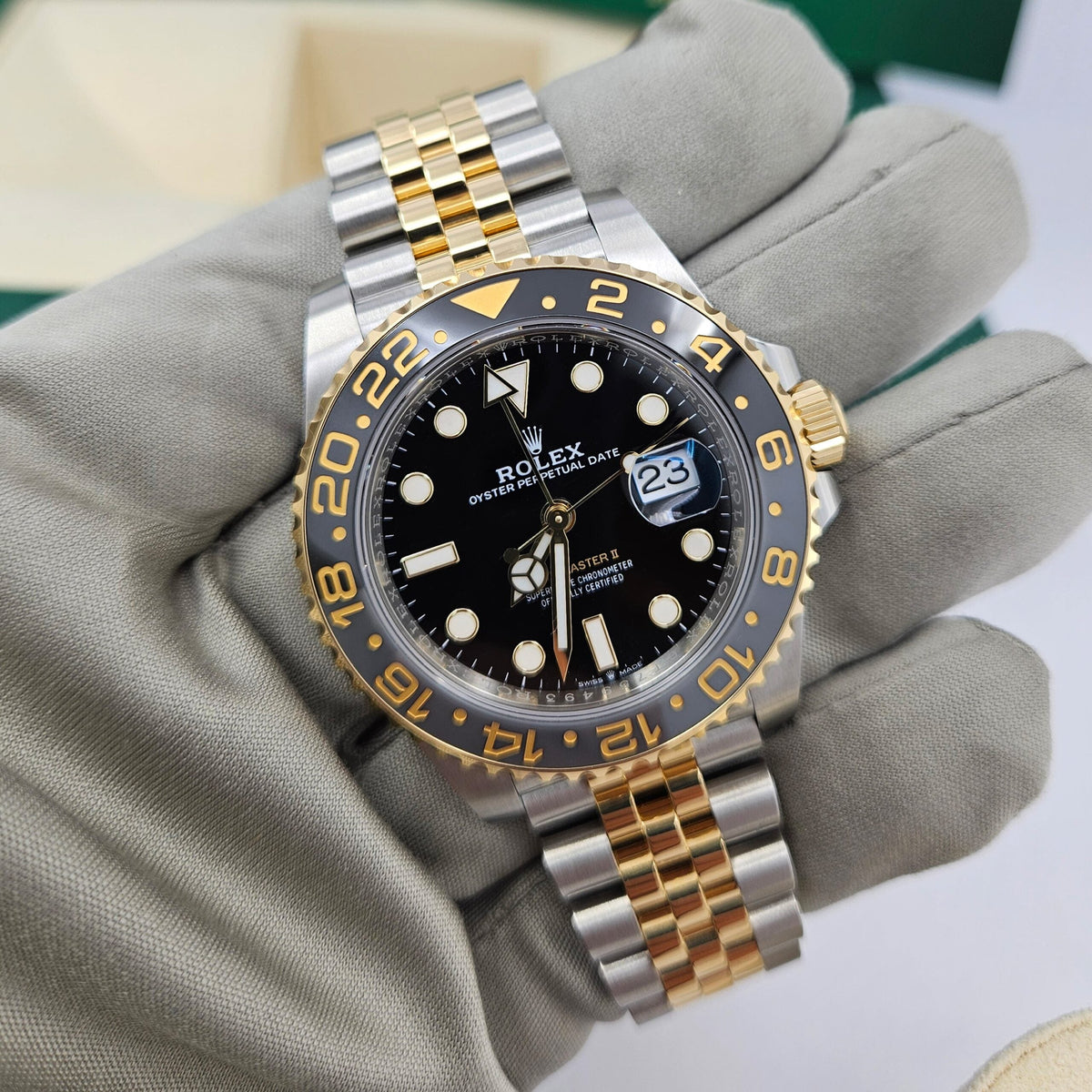 GMT-Master II, 40mm, Oystersteel and 18k Yellow Gold, photo 14