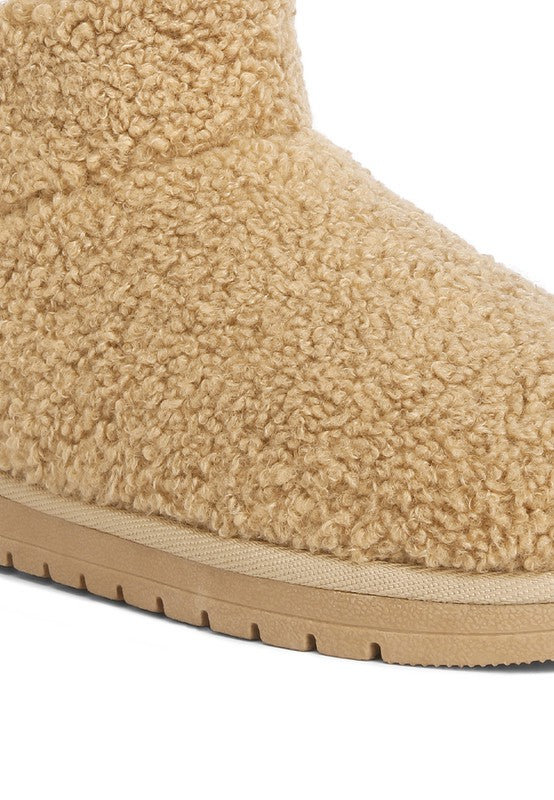 Anatole Fleece Exterior Fluffy Boots/Slippers