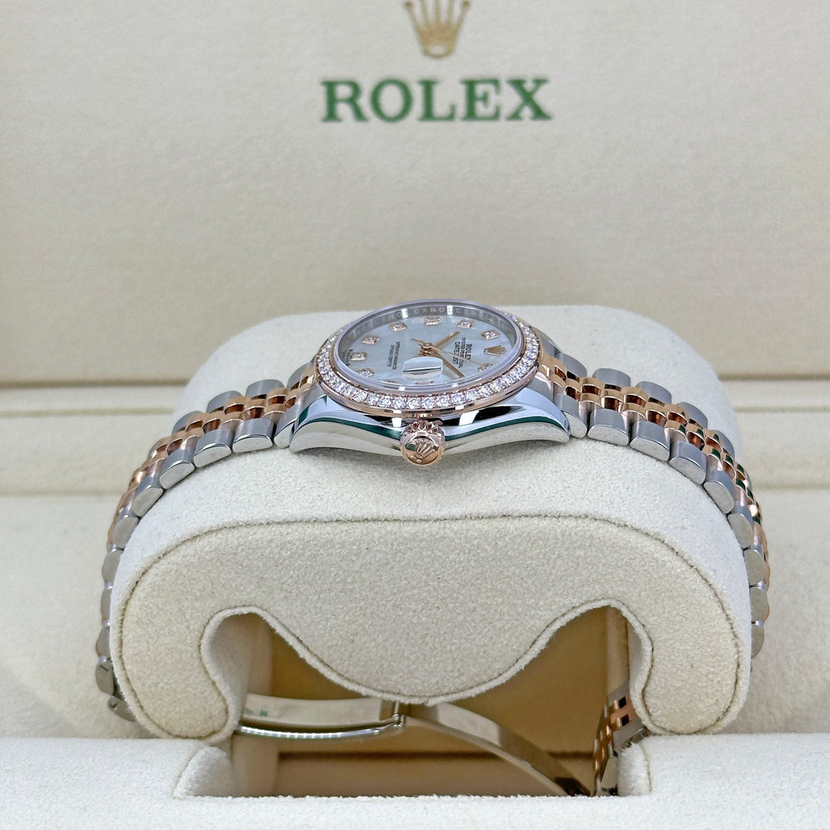 Lady-Datejust 28, Oystersteel and 18k Everose Gold, photo 5