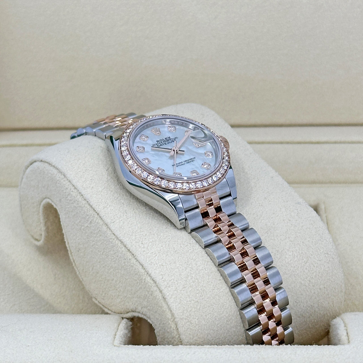 Lady-Datejust 28, Oystersteel and 18k Everose Gold, photo 7