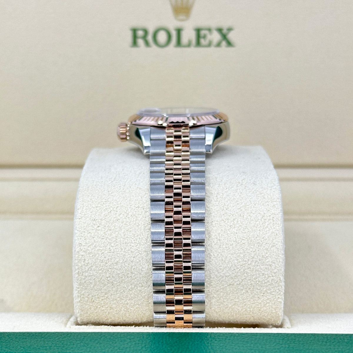 Lady-Datejust 28, Oystersteel and 18k Everose Gold, photo 5