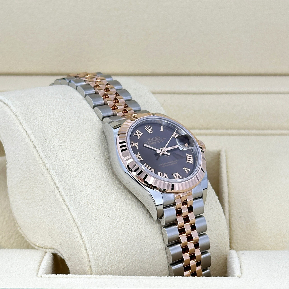 Lady-Datejust 28, Oystersteel and 18k Everose Gold, photo 8