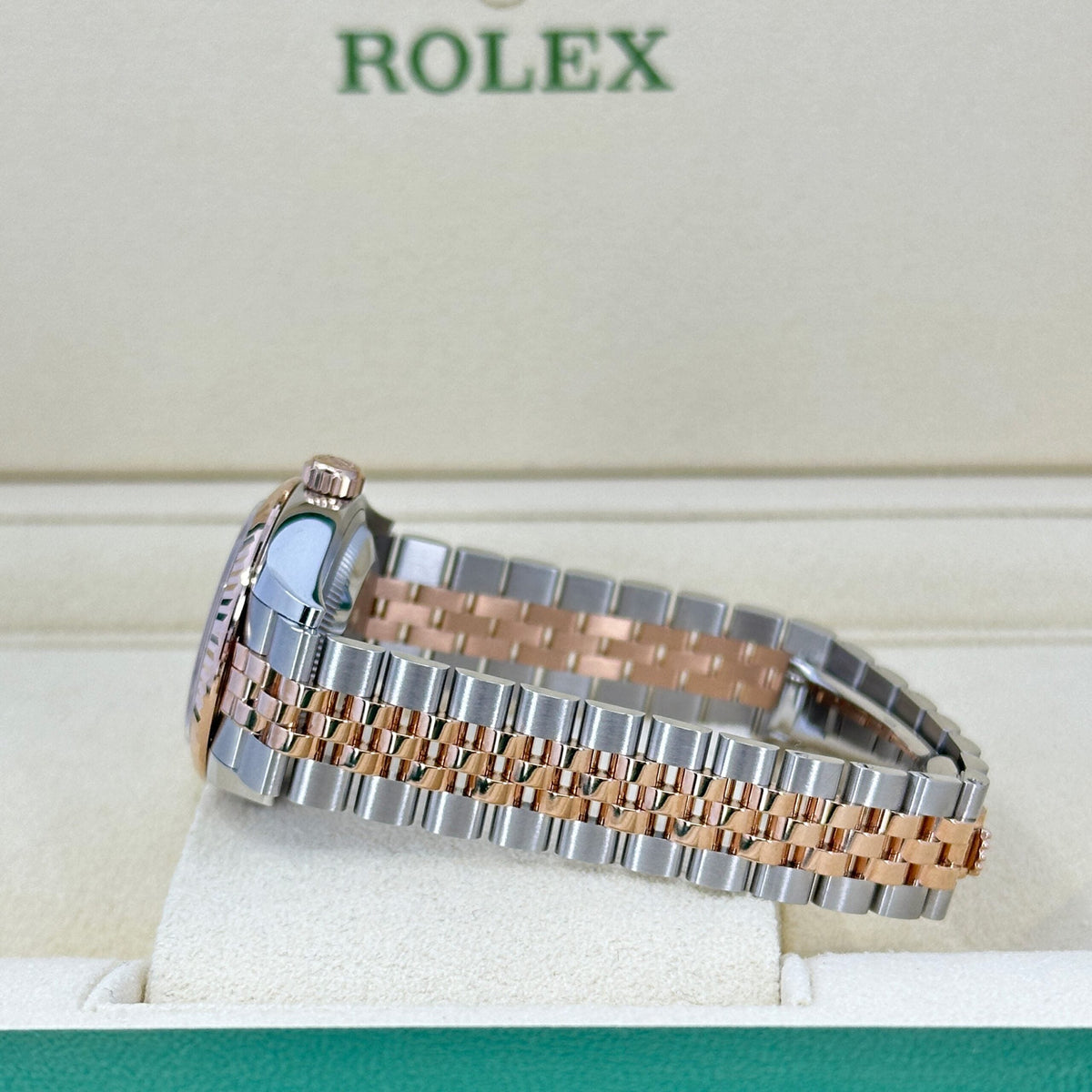 Lady-Datejust 28, Oystersteel and 18k Everose Gold, photo 12