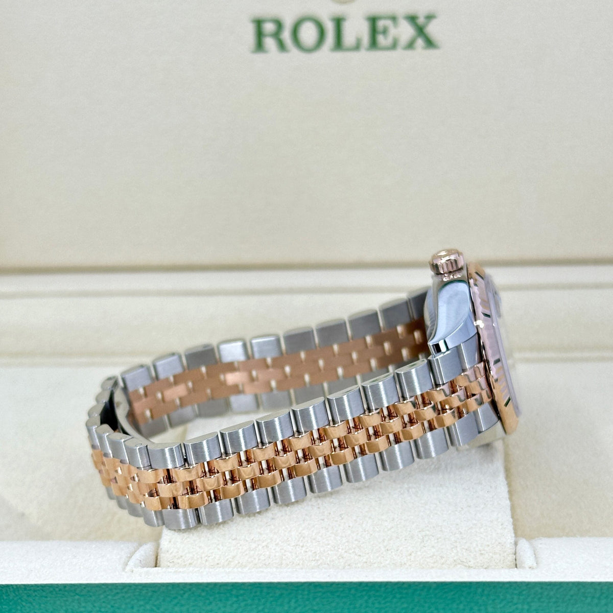 Lady-Datejust 28, Oystersteel and 18k Everose Gold, photo 13