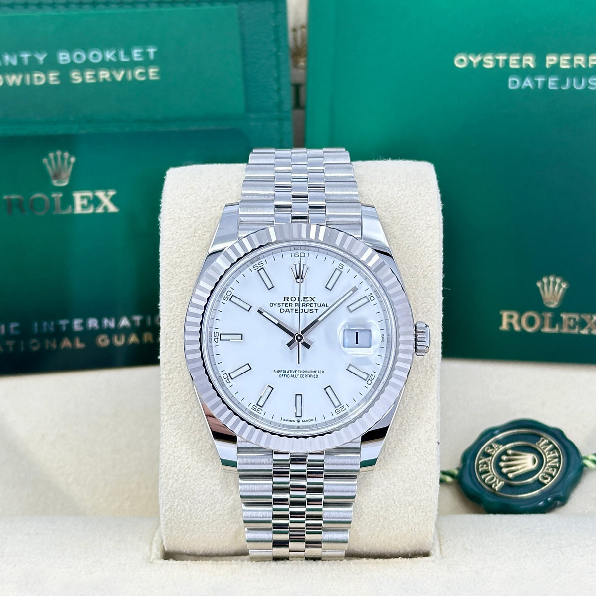 Datejust 41 Oystersteel and 18K White Gold 41 mm White Dial, photo 2