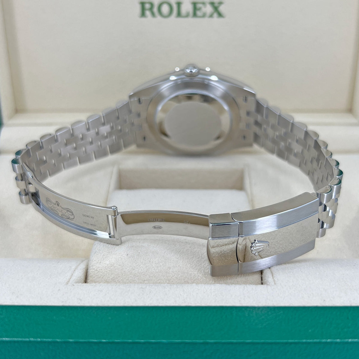 Datejust 41 Oystersteel and 18K White Gold 41 mm White Dial, photo 12