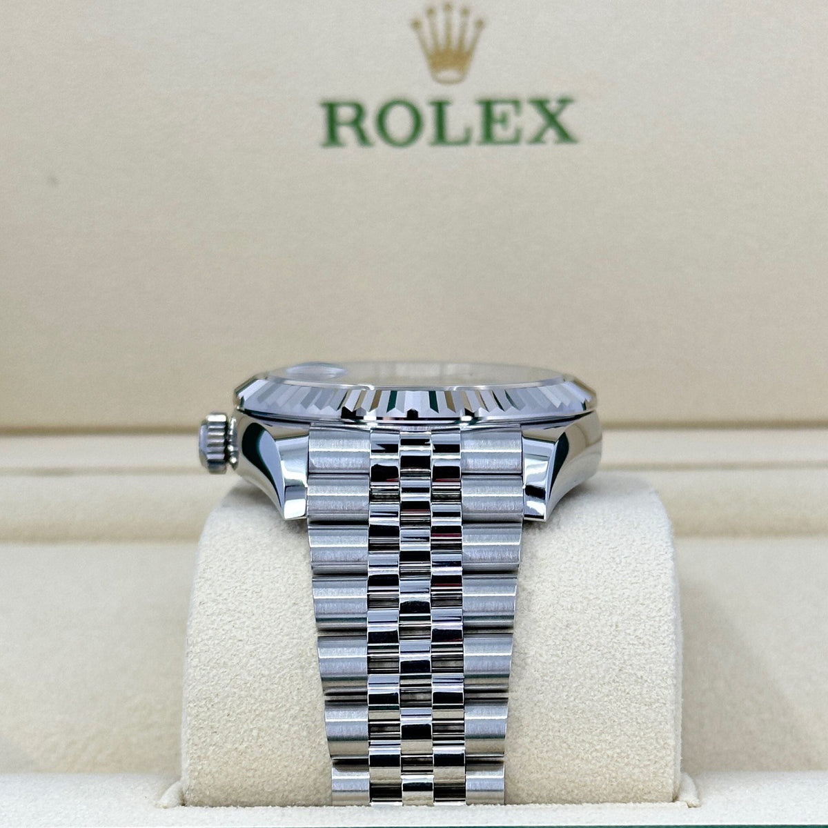 Sky-Dweller, 42mm, Oystersteel and 18k White Gold, Blue, Jubilee, photo 5