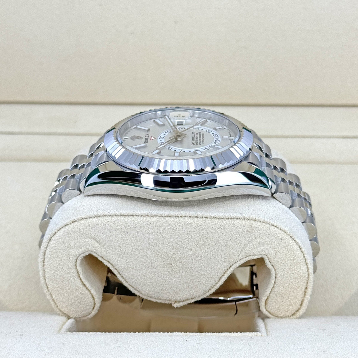 Sky-Dweller, 42mm, Oystersteel and 18k White Gold, White, Jubilee, photo 4