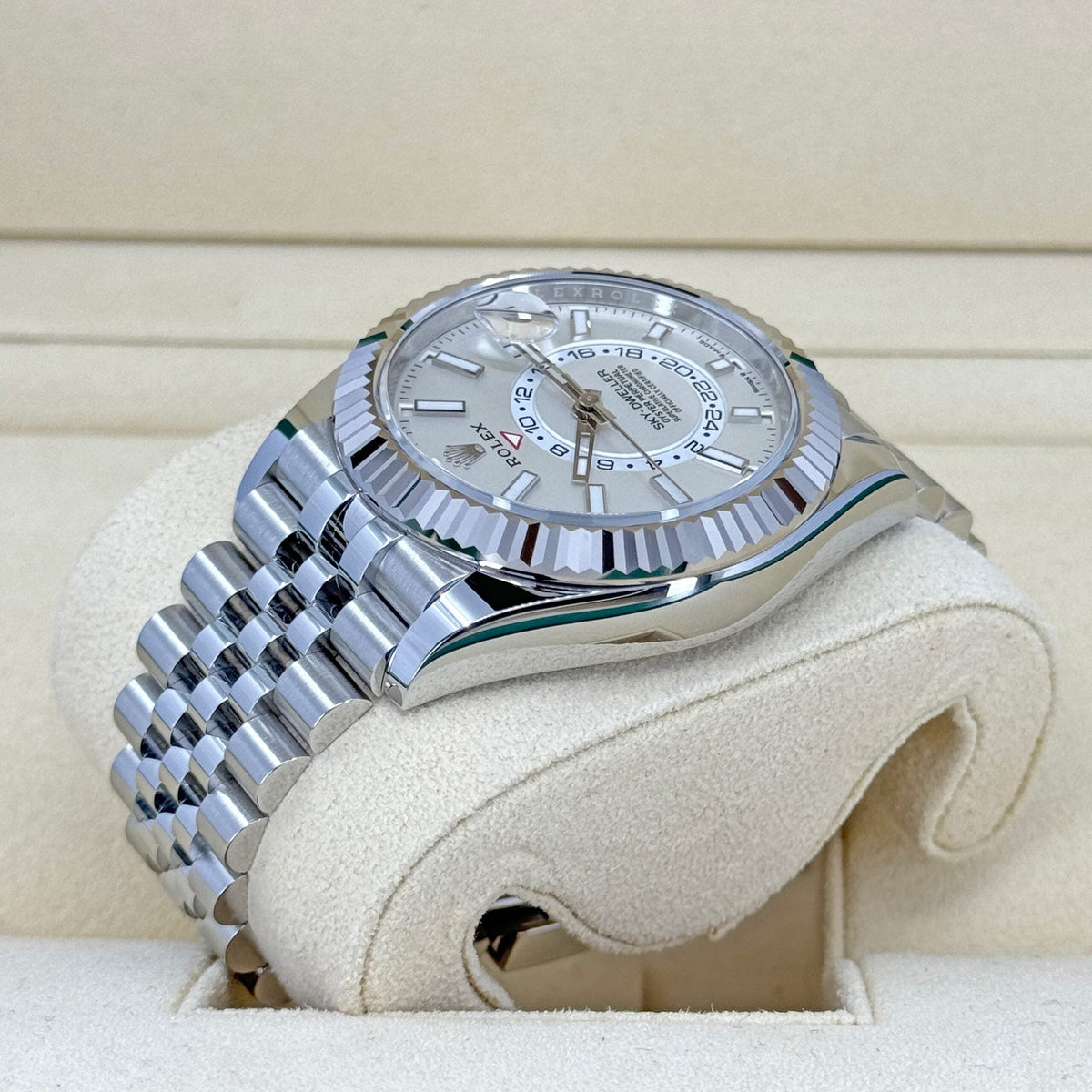 Sky-Dweller, 42mm, Oystersteel and 18k White Gold, White, Jubilee, photo 8