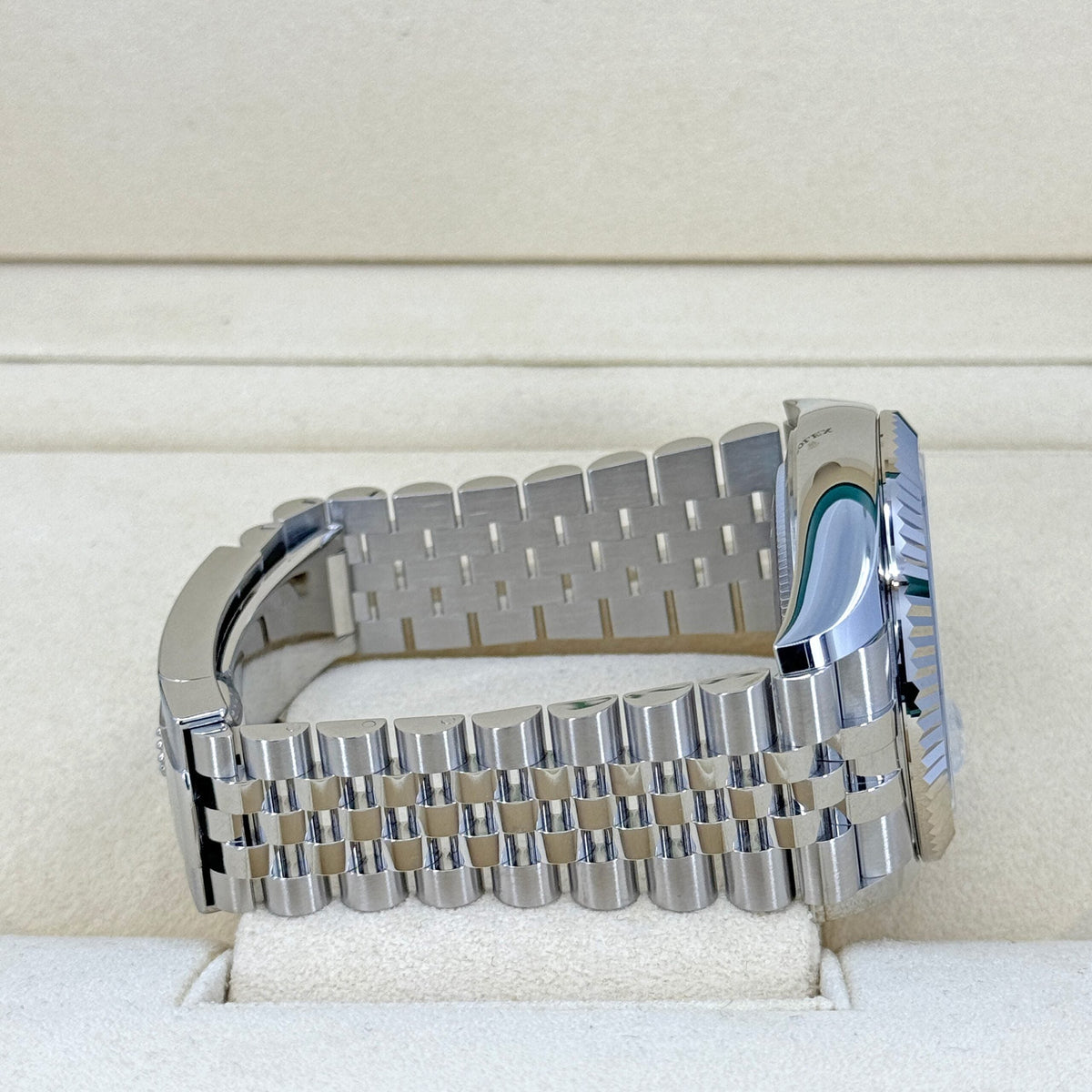 Sky-Dweller, 42mm, Oystersteel and 18k White Gold, White, Jubilee, photo 10