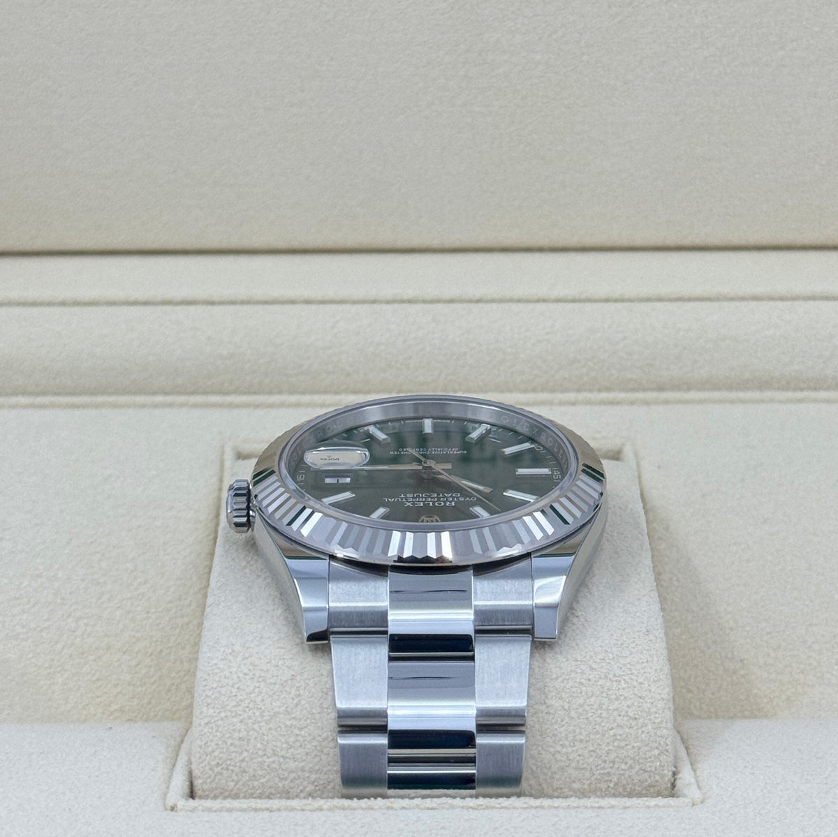 Datejust 41mm, Oystersteel and 18k White Gold, photo 8
