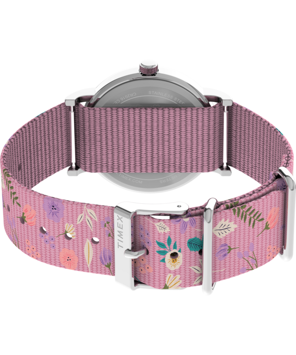 Peanuts® x Timex Weekender In Bloom 38mm Fabric Strap Watch, photo 5