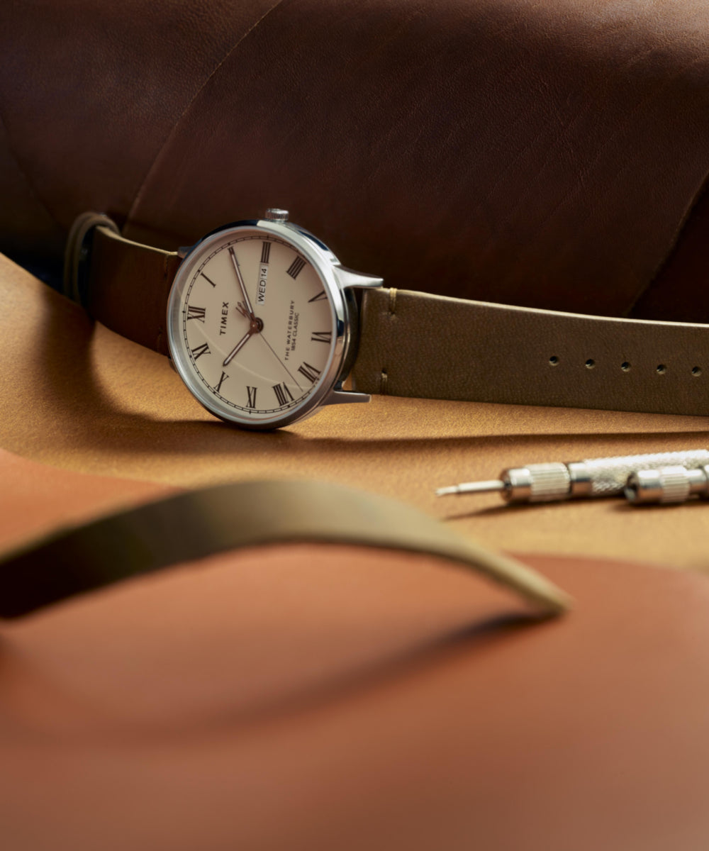 Waterbury Classic 40mm Leather Strap Watch, photo 7
