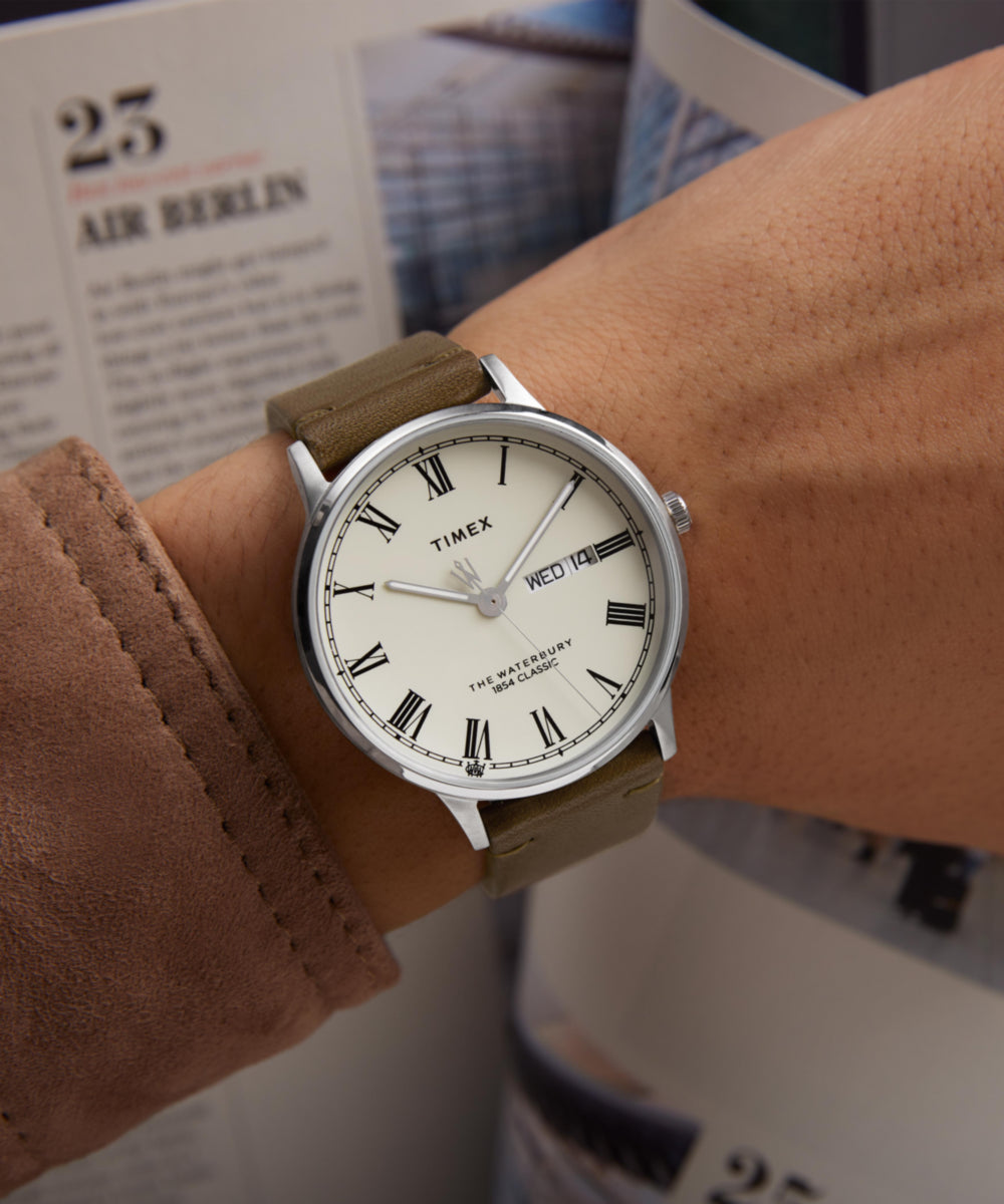 Waterbury Classic 40mm Leather Strap Watch, photo 2