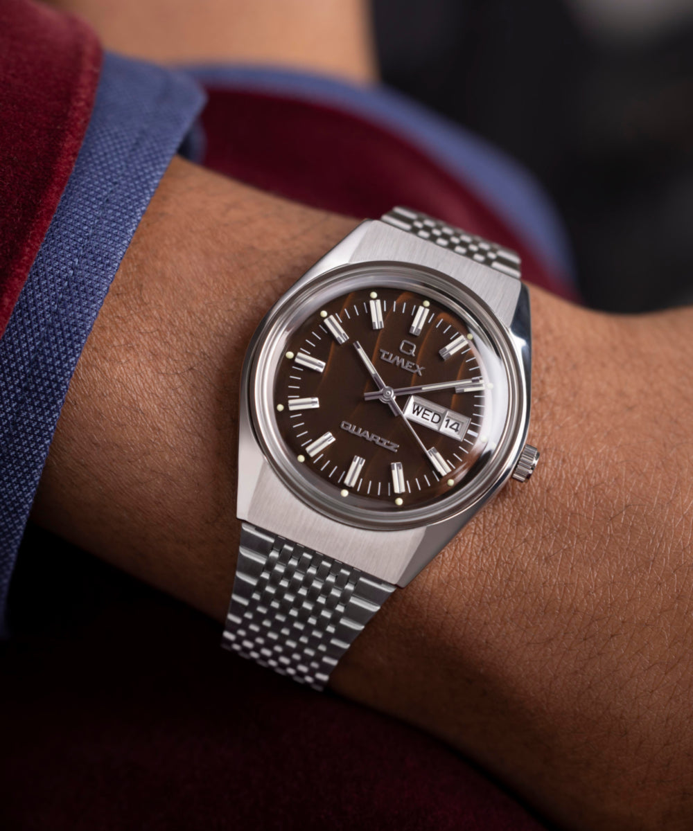 Q Timex® Falcon Eye 38mm Stainless Steel Bracelet Watch, photo 2