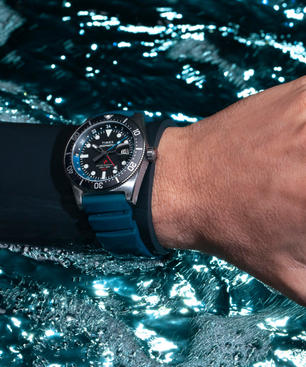 Deepwater Reef 200 GMT 41mm Synthetic Rubber Strap Watch, photo 2