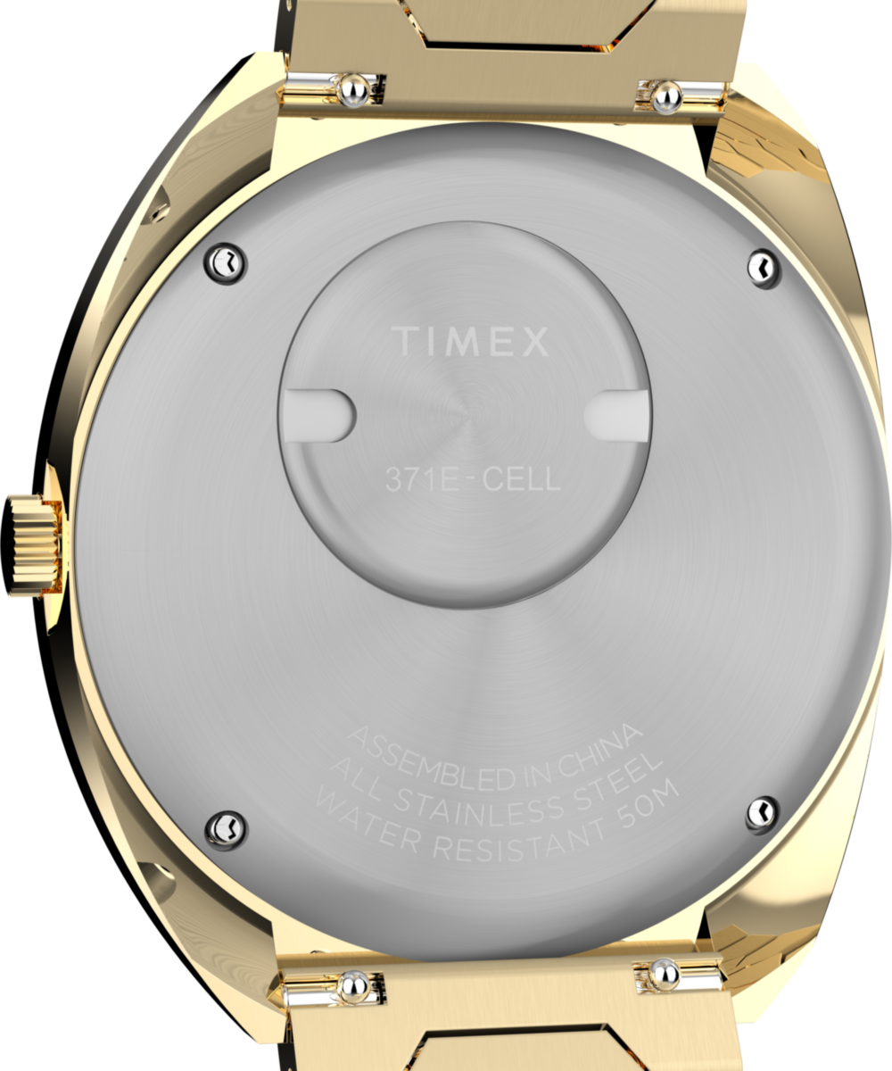 Q Timex® 1972 Time Machine Reissue 39mm Stainless Steel Bracelet Watch, photo 4