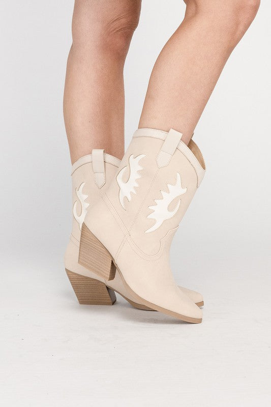 SODA GIGA Pointed Toe Cutout Design Pull-On Medium Heel Mid-Calf Western Boots