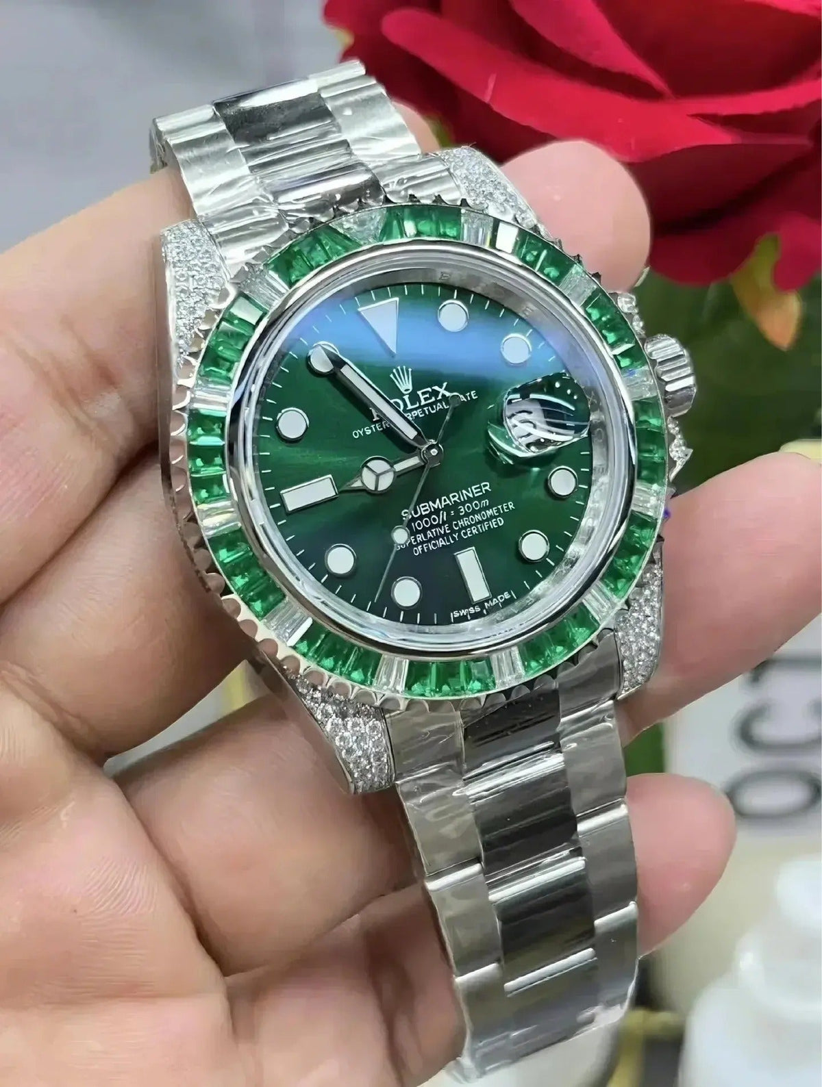 Submariner Date, 18K White Gold Diamonds Emerald UNWORN, 40mm, photo 5
