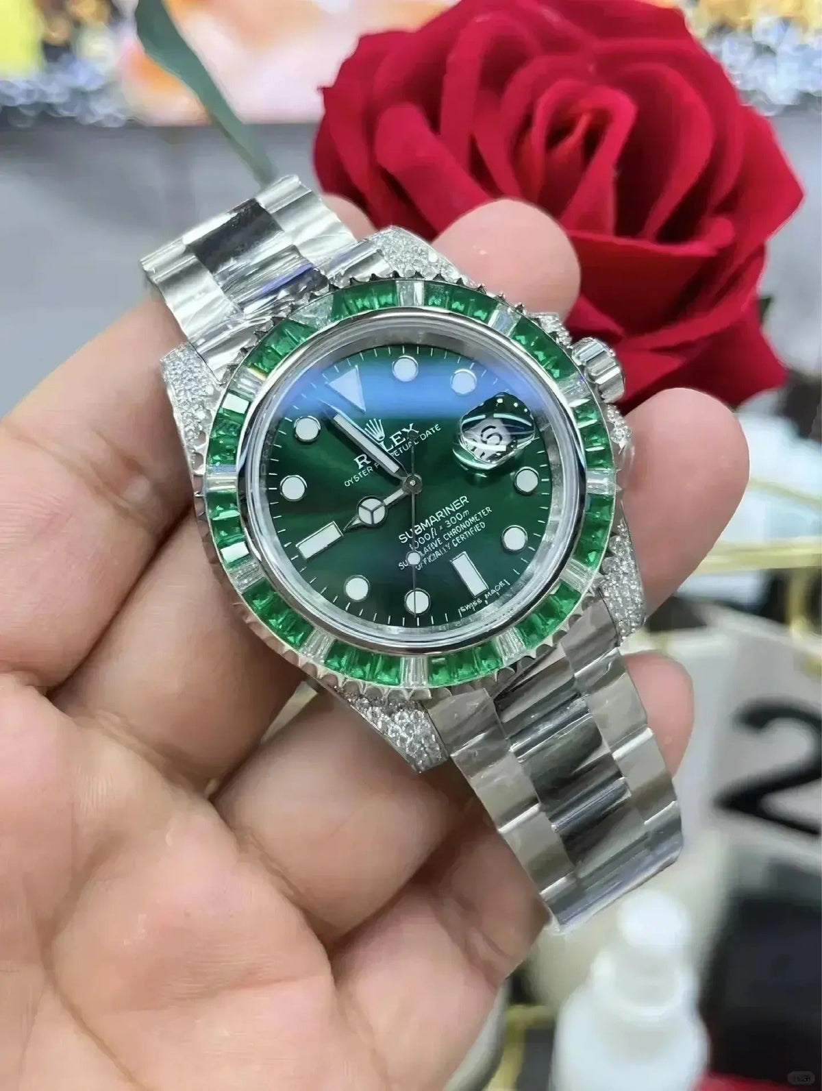 Submariner Date, 18K White Gold Diamonds Emerald UNWORN, 40mm, photo 10