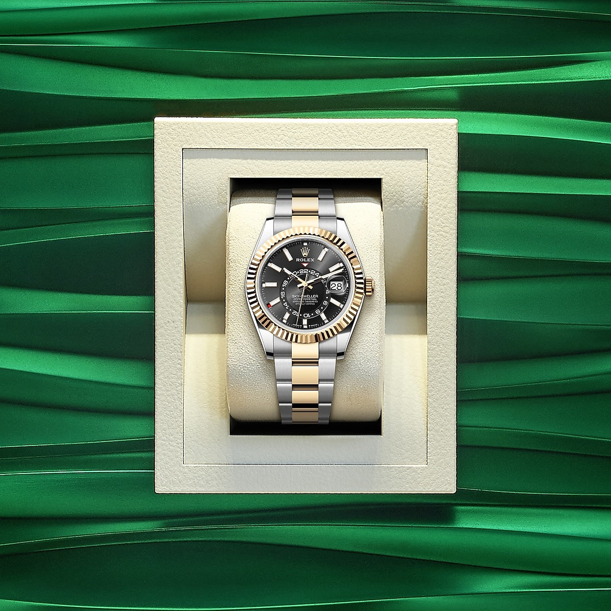 Sky-Dweller, 42mm, Oystersteel and 18k Yellow Gold, Black, Oyster, photo 5