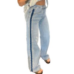 Stylish Versatile Womens Distressed Straight Jeans With Contrasting Trim - Blue, 16