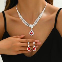 Stylish And Chic Diamond-studded Teardrop Flower Necklace And Earring Set - Silver Red