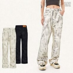 Handheld Brush Distressed Straight Jeans