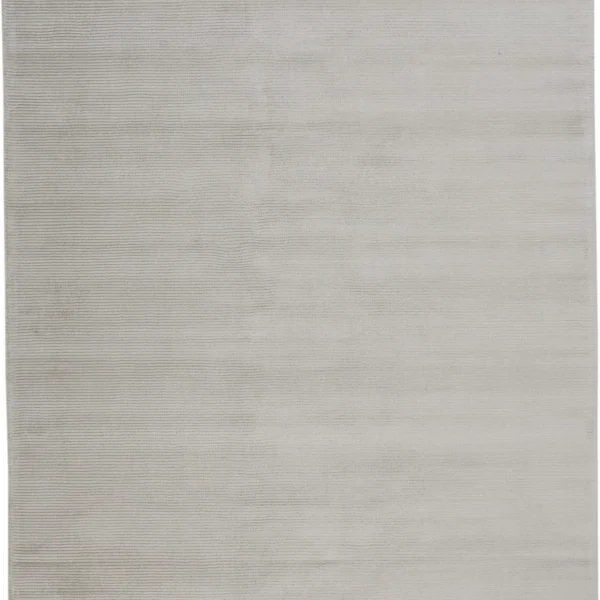 5' X 8' Gray And Silver Hand Woven Area Rug