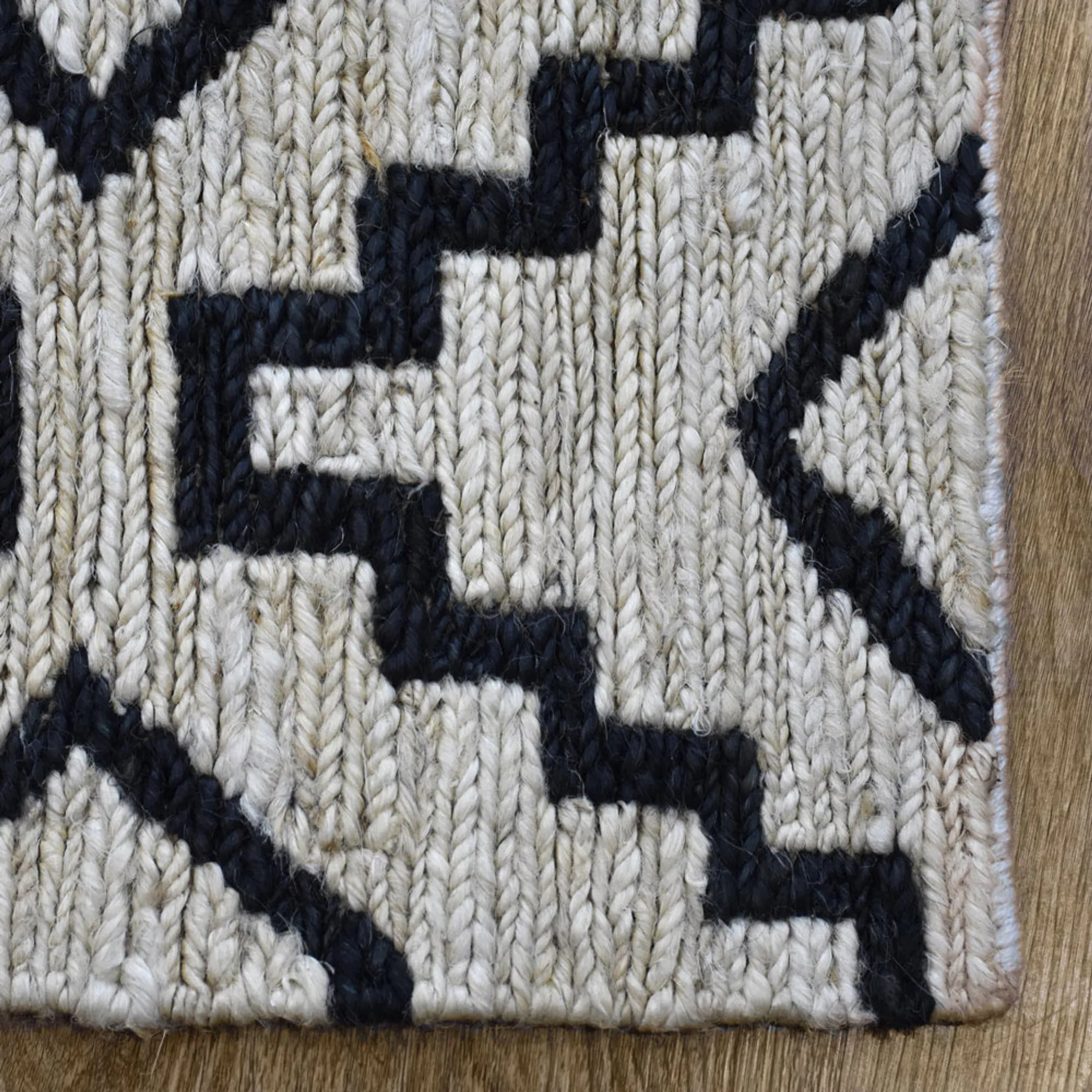 Rugsotic Carpets Hand Knotted Sumak Jute Eco-friendly Area Rug Geometric - Image 5