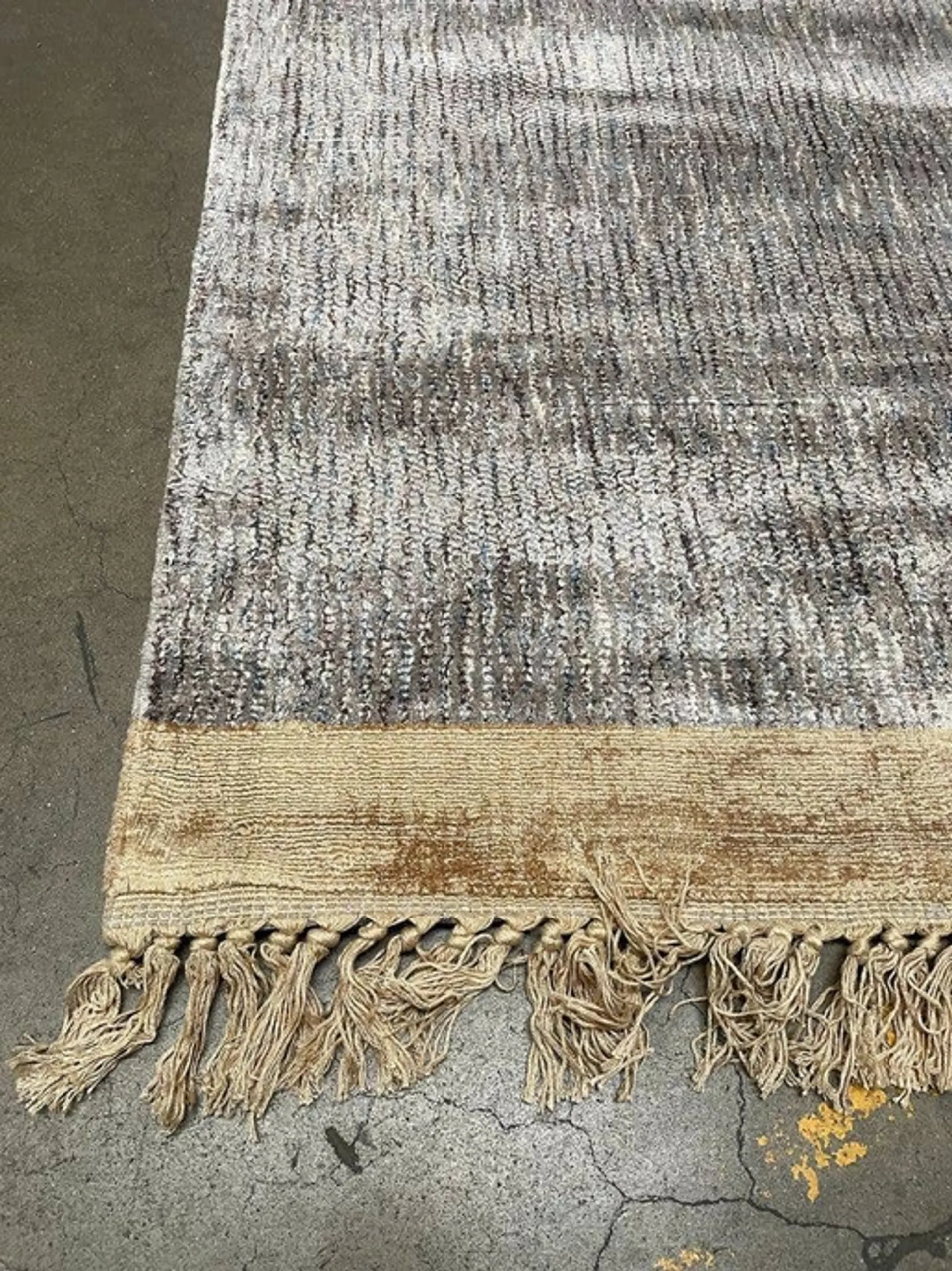 5'3" x 7'6" Feet Dark Grey Faux Silk Viscose Handmade Rug - Image 3