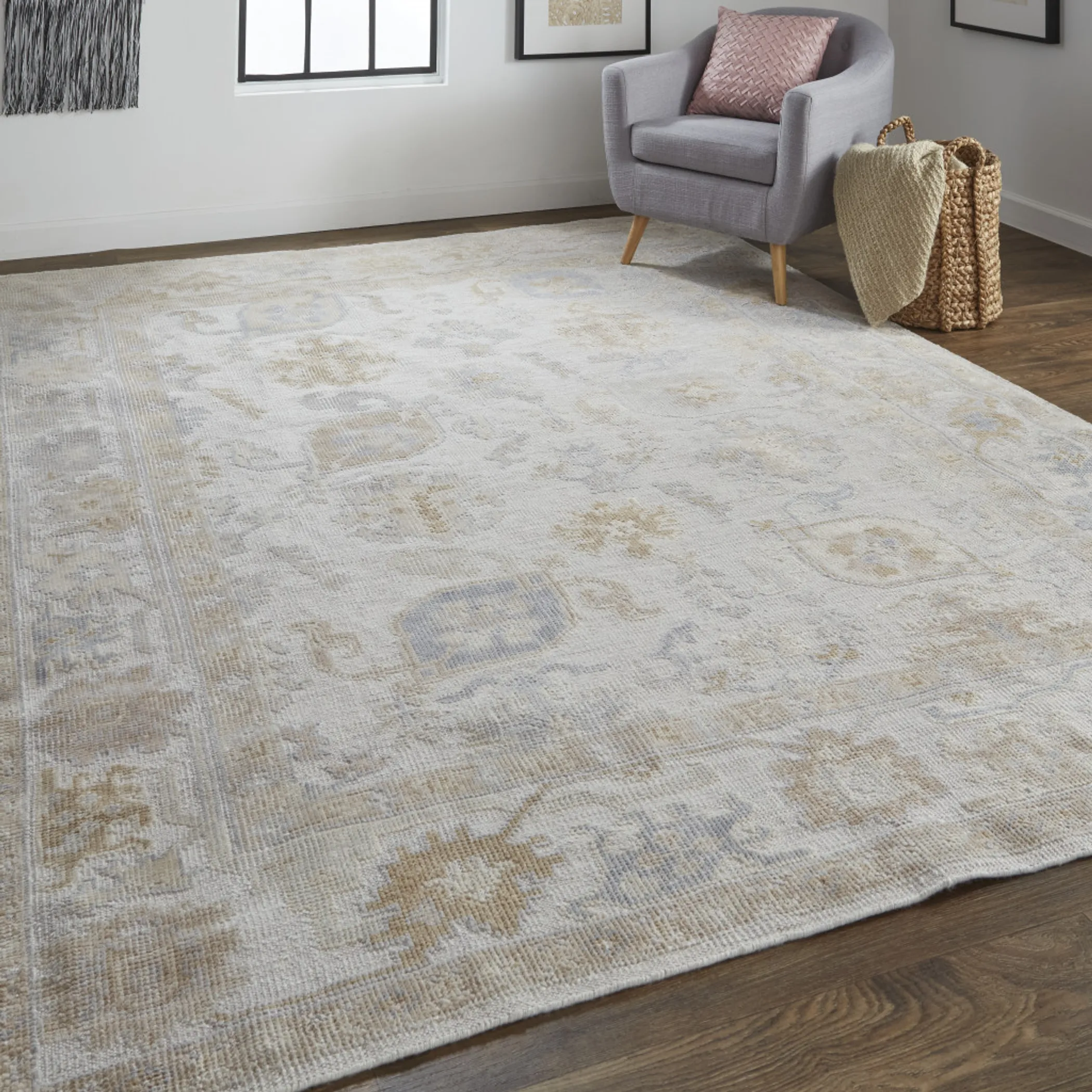 5' X 8' Ivory Floral Hand Knotted Area Rug - Image 6