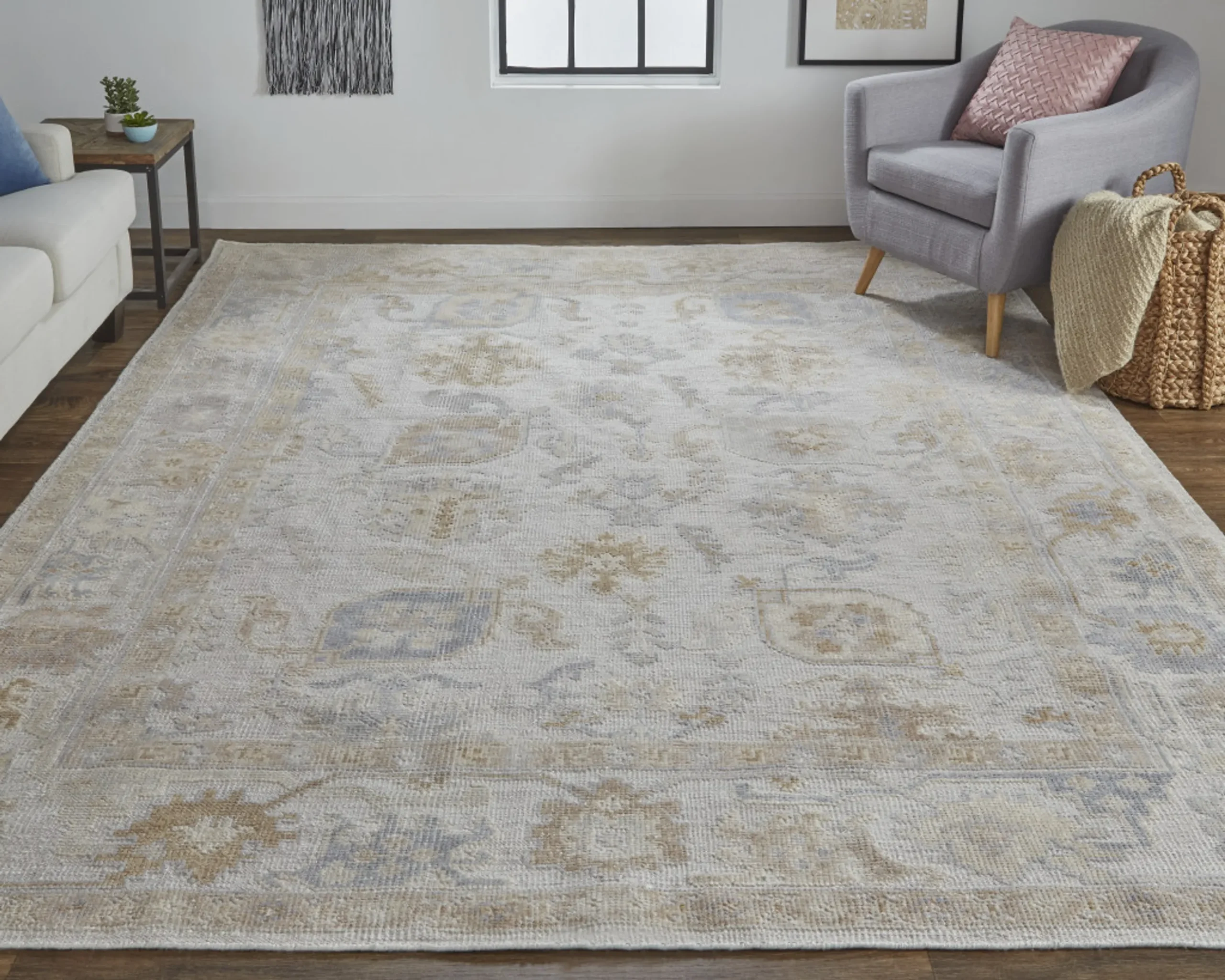 5' X 8' Ivory Floral Hand Knotted Area Rug - Image 5