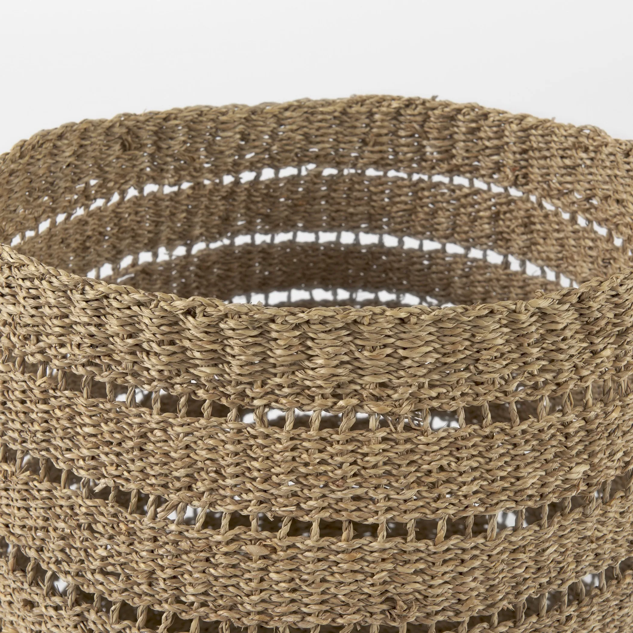 Set of Two 18" Brown Wicker Basket - Image 4