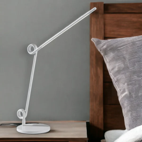 35" White Metal Novelty Desk Table Lamp