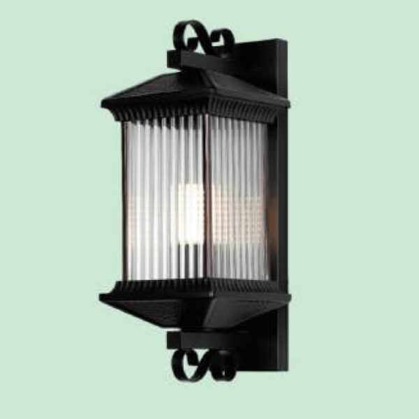Outdoor Wall Light DTR69