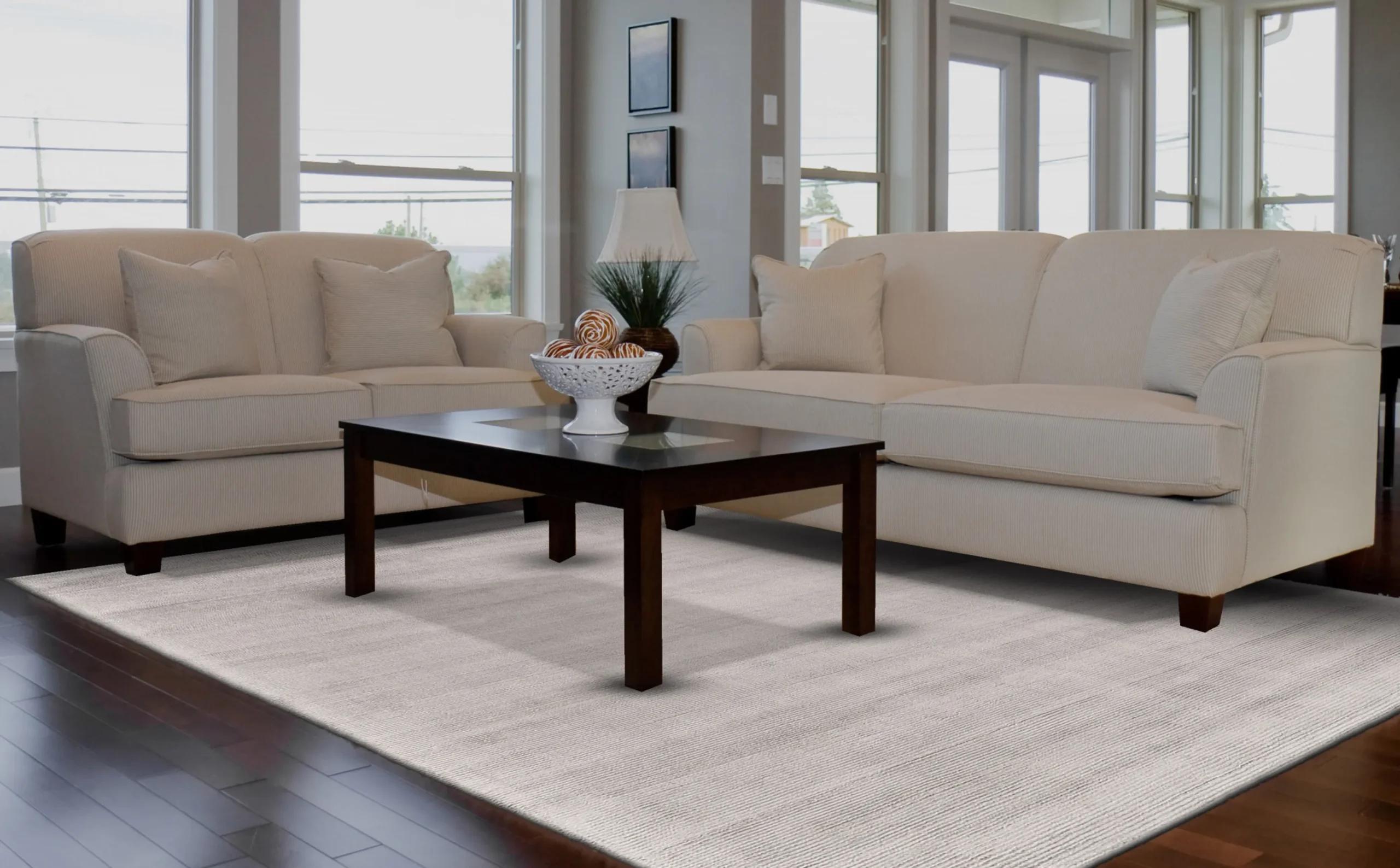 5' X 8' Gray And Silver Hand Woven Area Rug - Image 6