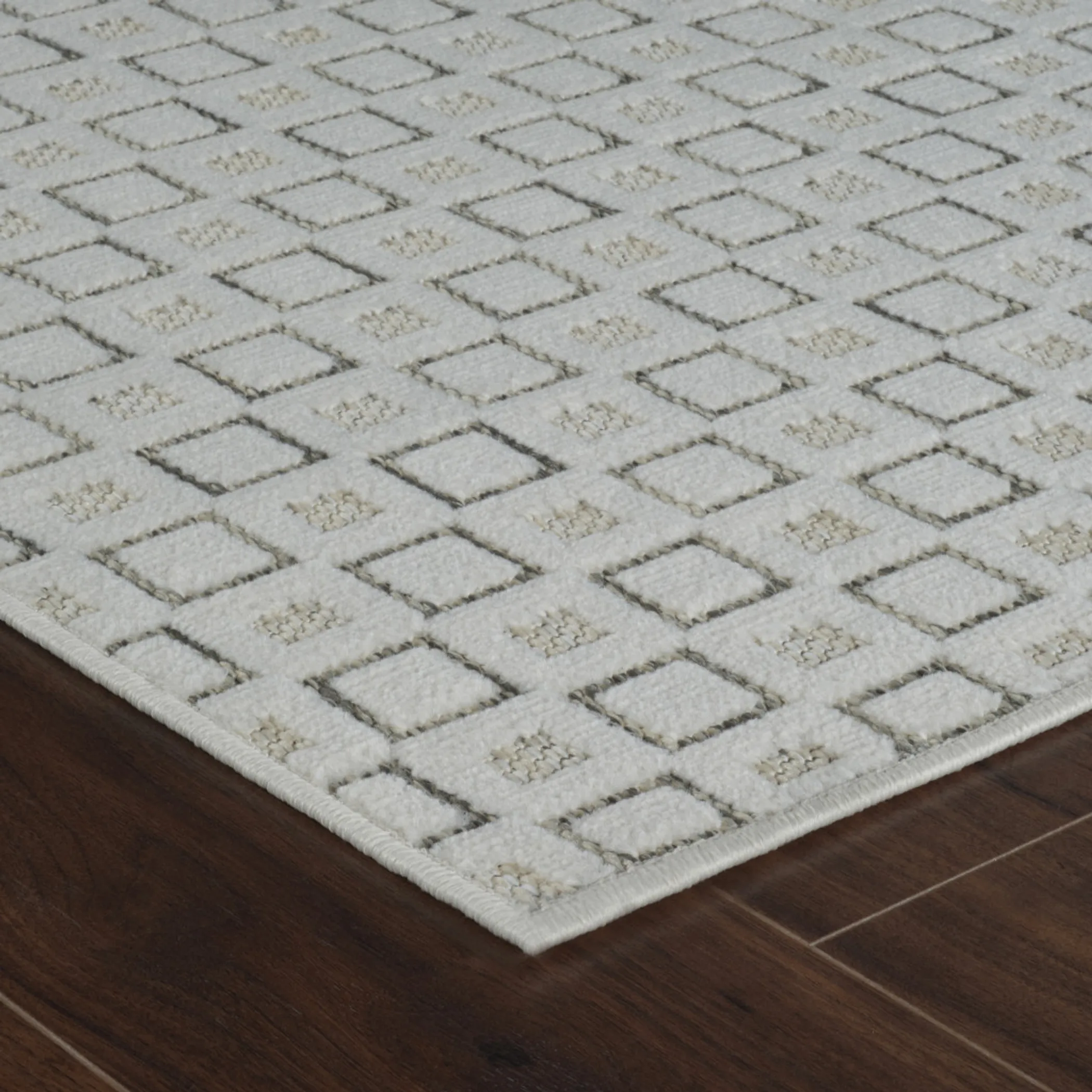 6' X 9' Cream and Beige Geometric Distressed Indoor Outdoor Area Rug - Image 5