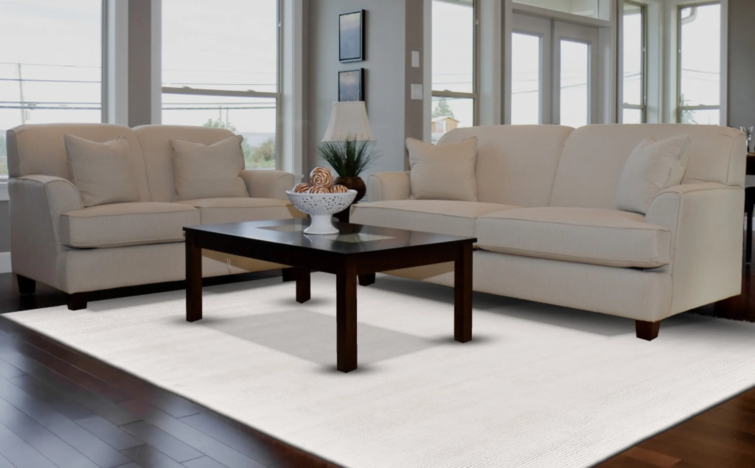 4' X 6' White Hand Woven Distressed Area Rug - Image 4